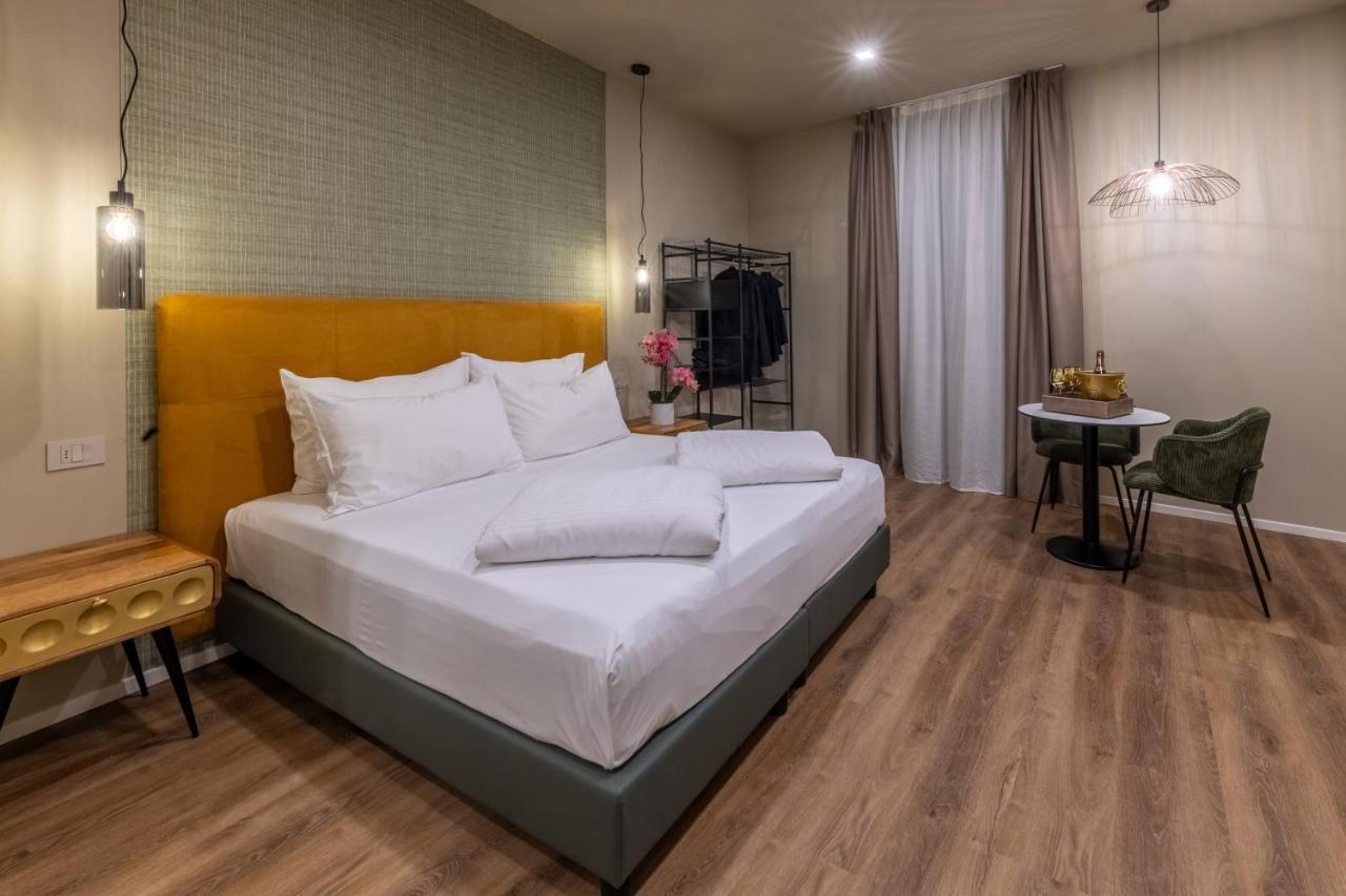 Hi Room Trente Extérieur photo